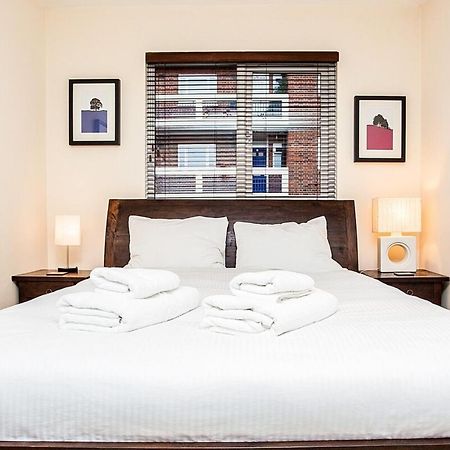 Modern And Spacious Central 1 Bedroom Apartment With Balcony London Exterior foto