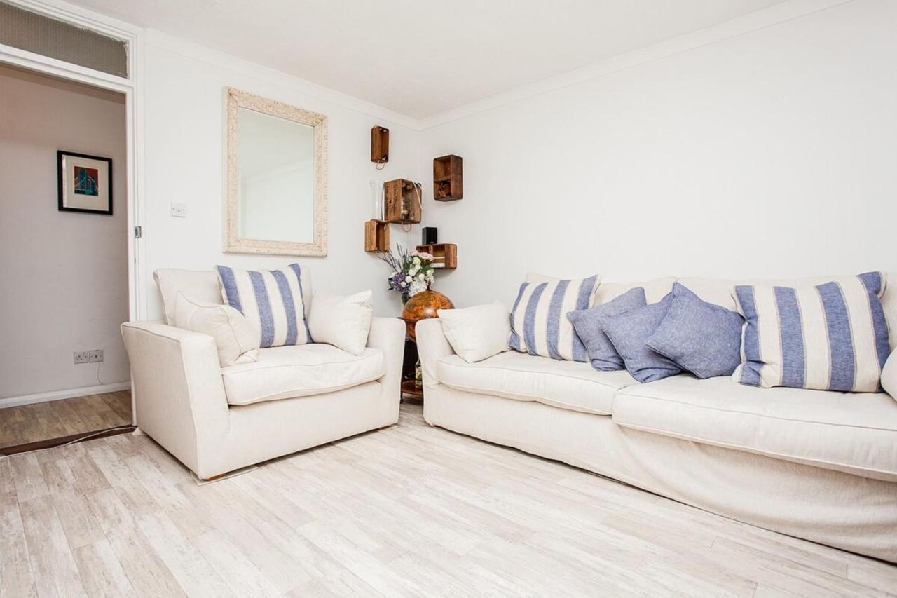 Modern And Spacious Central 1 Bedroom Apartment With Balcony London Exterior foto